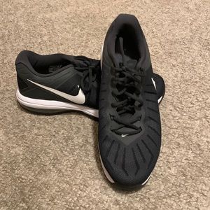 Men’s Nike size 11